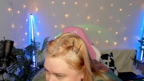 lina_linx online show from January 17, 9:39 pm