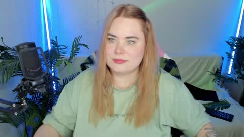 lina_linx online show from February 1, 11:48 pm