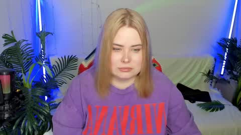 lina_linx online show from February 11, 6:44 pm