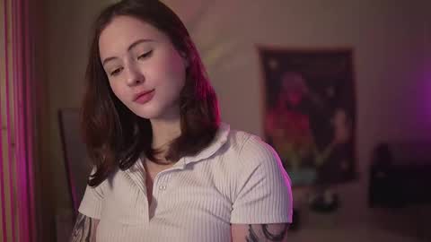 Lina -  online show from February 18, 3:24 am