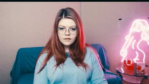 Snapshot of lina_ri chatting on October 19, 9:43 am lina_ri online show from October 19, 9:43 am