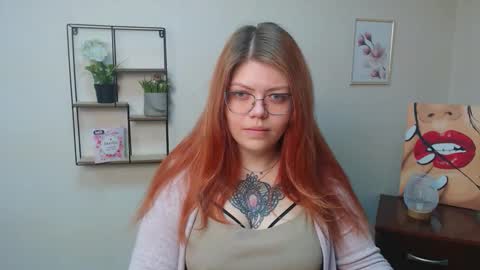 Snapshot of lina_ri chatting on November 9, 7:50 am lina_ri online show from November 9, 7:50 am