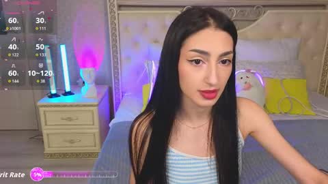 Lina Robbins  online show from May 31, 10:00 pm