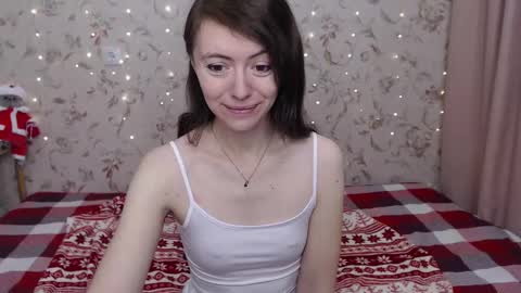 Snapshot of lina_rouge_ chatting on January 11, 3:23 am Lina Rouge online show from January 11, 3:23 am