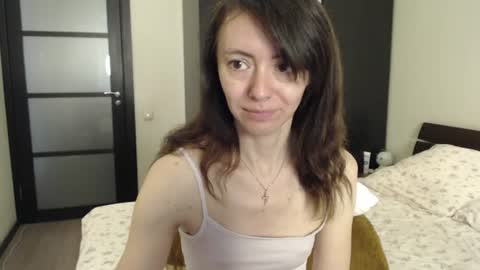 Snapshot of lina_rouge_ chatting on July 8, 3:11 am Lina Rouge online show from July 8, 3:11 am
