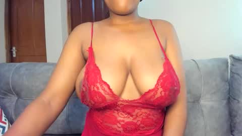 Snapshot of lina_sexy58 chatting on December 17, 12:55 pm lina sexy58 online show from December 17, 12:55 pm