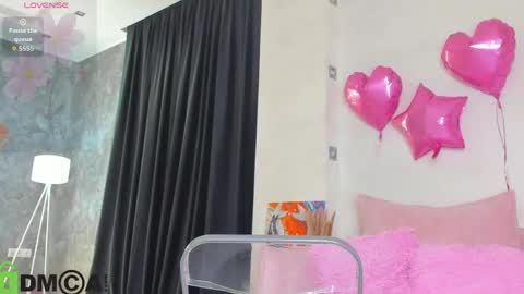 Snapshot of lina_smilee chatting on May 27, 1:57 am Lina online show from May 27, 1:57 am