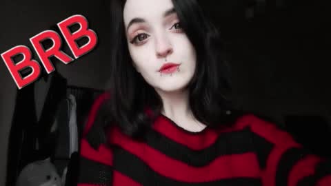 Lina 3  1715622743 online show from November 21, 7:51 am