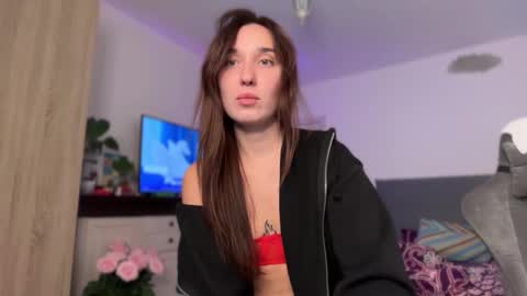 Lina online show from October 10, 1:10 pm