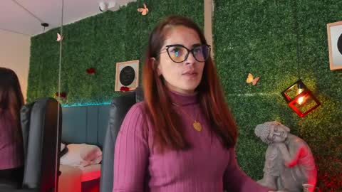 Lina  online show from April 10, 11:26 am