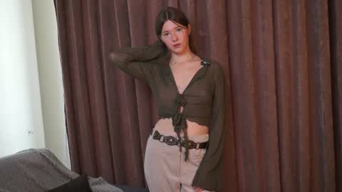 linapulls online show from August 5, 10:40 am