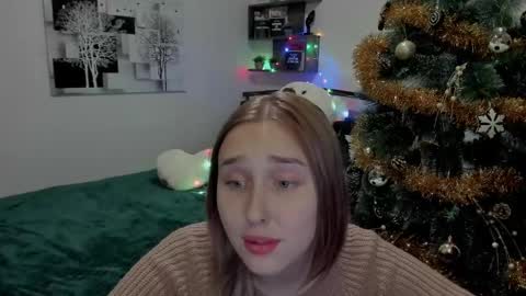 Snapshot of linatruly chatting on January 10, 12:59 am Lina online show from January 10, 12:59 am