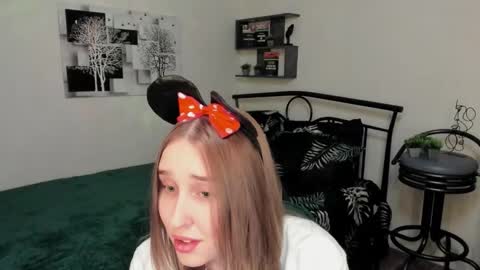 Snapshot of linatruly chatting on March 6, 12:54 am Lina online show from March 6, 12:54 am