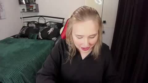 Snapshot of linatruly chatting on September 22, 10:01 pm Lina online show from September 22, 10:01 pm