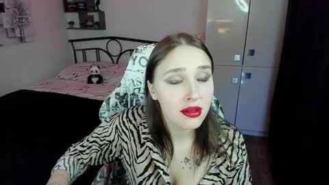 Snapshot of linatruly chatting on November 21, 10:19 pm Lina online show from November 21, 10:19 pm