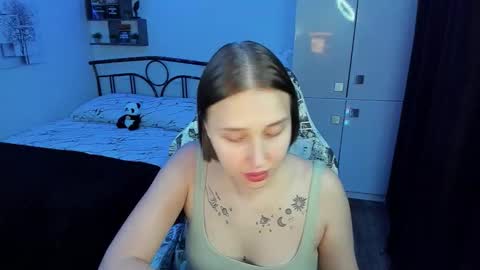 Snapshot of linatruly chatting on December 1, 9:20 pm Lina online show from December 1, 9:20 pm