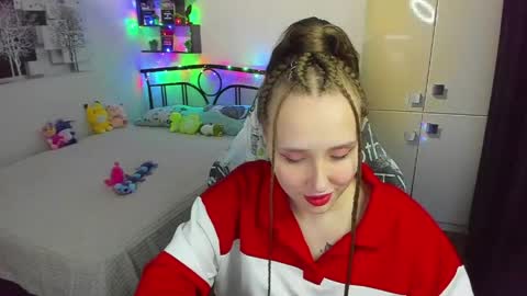 Lina online show from April 18, 9:48 pm