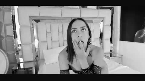 Lincy Rios  online show from October 20, 6:52 pm