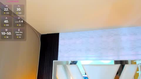  Linda  online show from November 18, 6:34 pm