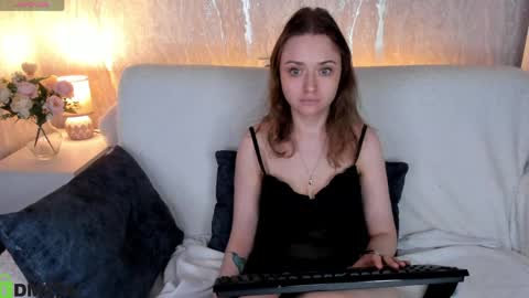 Linda  GMT2 Mon Tu Fri Sa Su  0300am-1000 am online show from April 9, 6:19 am