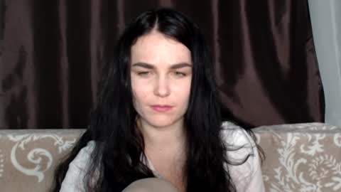 Linda online show from March 4, 7:43 pm