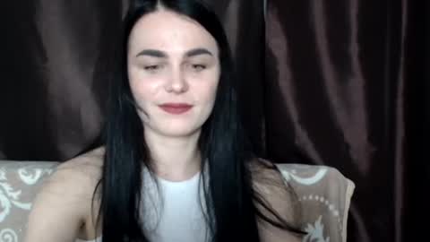 Linda online show from March 11, 7:47 pm