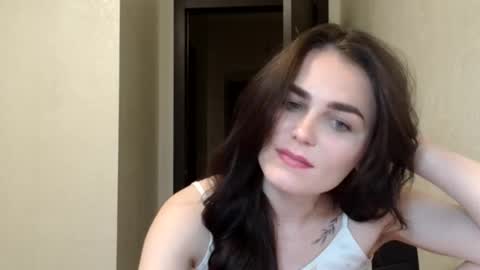 Snapshot of linda_aa chatting on January 11, 8:25 pm Linda online show from January 11, 8:25 pm