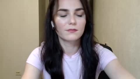 Snapshot of linda_aa chatting on January 12, 8:25 pm Linda online show from January 12, 8:25 pm