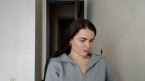 Snapshot of linda_aa chatting on January 15, 1:16 pm Linda online show from January 15, 1:16 pm