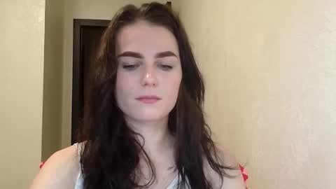 Snapshot of linda_aa chatting on February 1, 7:34 pm Linda online show from February 1, 7:34 pm