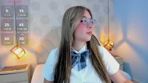  LINDA  online show from July 7, 7:18 pm