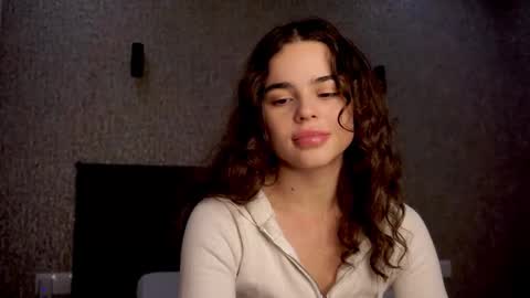 Snapshot of linda_clarsss chatting on November 17, 1:28 pm Linda online show from November 17, 1:28 pm