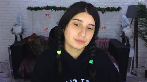 Linda online show from December 14, 8:13 am