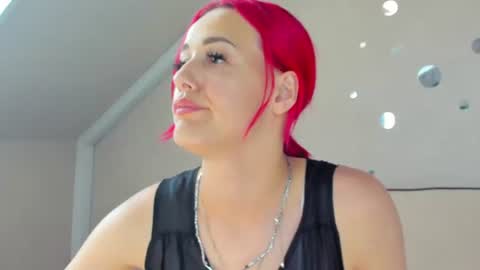 Snapshot of linda_jonys chatting on July 14, 10:21 am Linda online show from July 14, 10:21 am