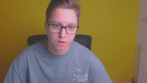 Snapshot of linda_miss_ chatting on February 26, 12:25 pm Linda online show from February 26, 12:25 pm