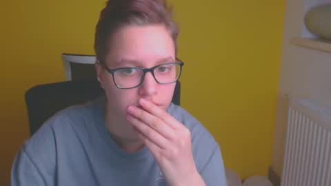 Snapshot of linda_miss_ chatting on February 26, 3:30 pm Linda online show from February 26, 3:30 pm