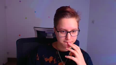 Snapshot of linda_miss_ chatting on February 28, 12:20 pm Linda online show from February 28, 12:20 pm