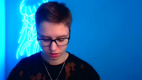 Snapshot of linda_miss_ chatting on March 11, 6:21 am Linda online show from March 11, 6:21 am