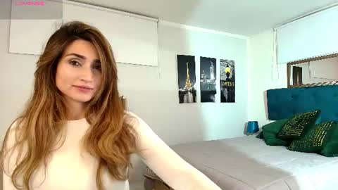 Snapshot of linda_morgan1 chatting on June 29, 10:37 am Maria Paula online show from June 29, 10:37 am