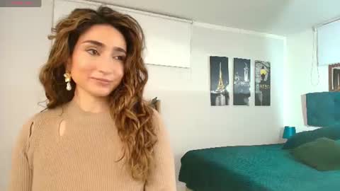 Snapshot of linda_morgan1 chatting on July 11, 10:18 am Maria Paula online show from July 11, 10:18 am