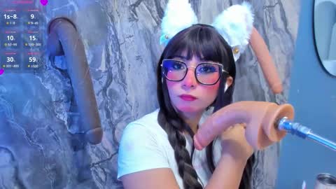 linda_sofi__ online show from March 12, 9:10 pm