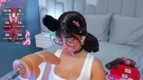 Snapshot of linda_sofi__ chatting on May 6, 8:47 pm linda_sofi__ online show from May 6, 8:47 pm