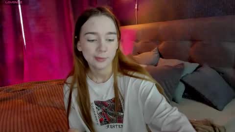 Snapshot of linda_zimmermann chatting on September 13, 7:41 am linda_zimmermann online show from September 13, 7:41 am