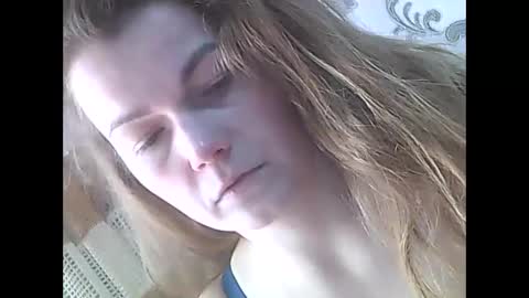 Snapshot of lindaahskysx chatting on February 9, 11:58 am LindaAhSkysX online show from February 9, 11:58 am