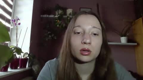 Snapshot of lindaamore chatting on September 15, 6:24 am LindaAmore online show from September 15, 6:24 am