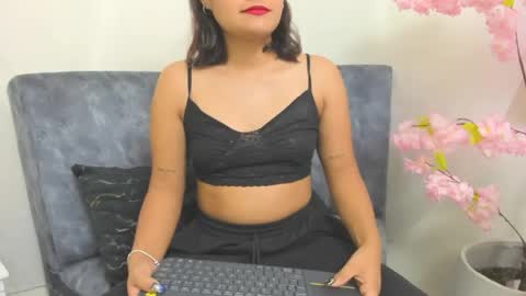 ig linda cw2 online show from April 21, 12:33 pm