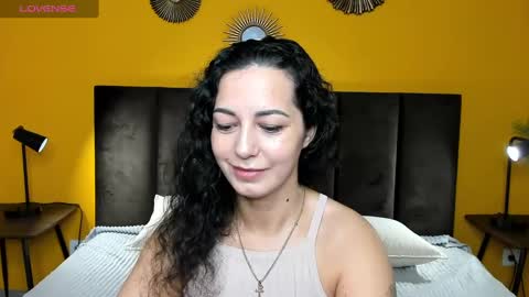 Linda online show from March 5, 1:31 am