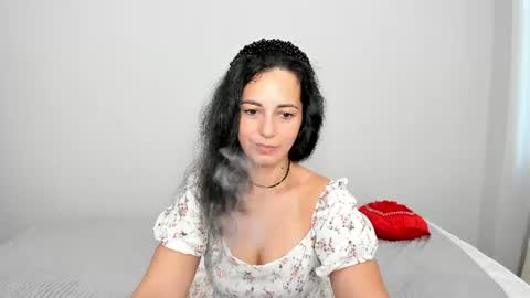 Linda online show from June 14, 1:36 am