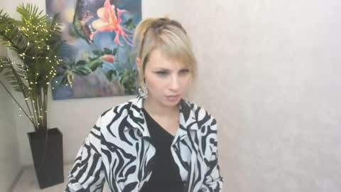 lindasandy online show from January 13, 8:08 am