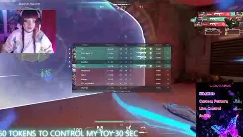 Snapshot of linddamortt chatting on October 18, 12:24 am CatalinaANIDEA online show from October 18, 12:24 am